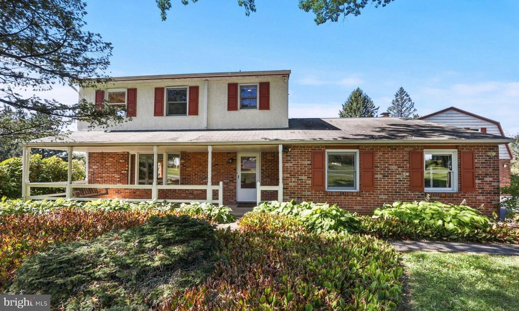 219 HOFFECKER RD, PHOENIXVILLE, PA 19460 — photo 4