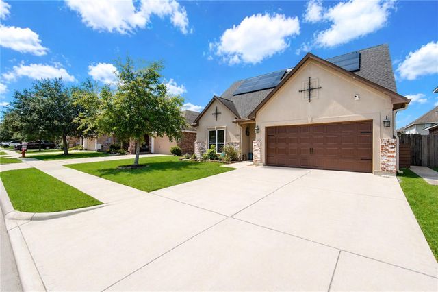 1106 Lasso Court, Alvin, TX 77511