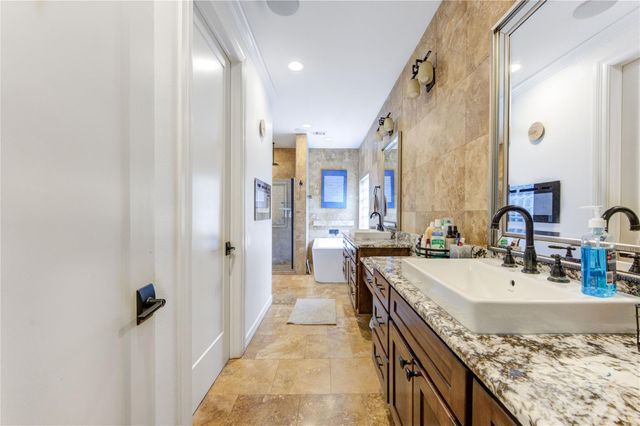 1106 Lasso Court, Alvin, TX 77511