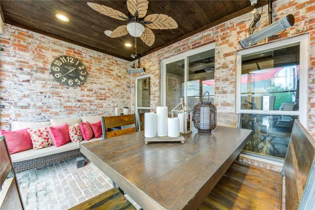 1106 Lasso Court, Alvin, TX 77511