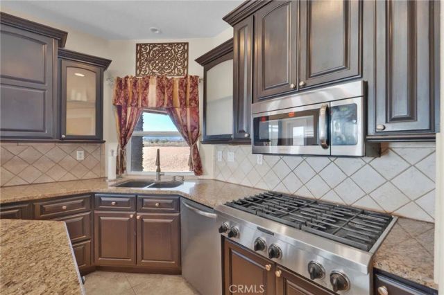 7435 Solano, Phelan, CA 92371