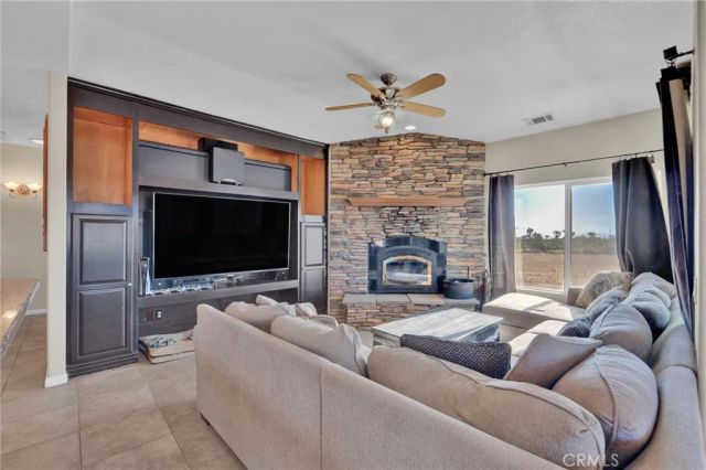 7435 Solano, Phelan, CA 92371