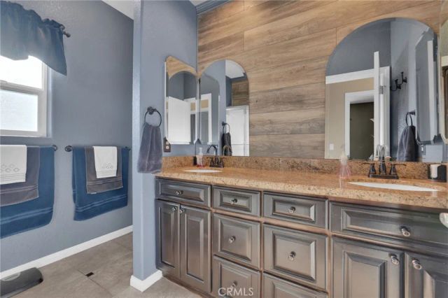 7435 Solano, Phelan, CA 92371