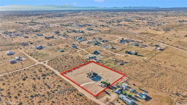 7435 Solano, Phelan, CA 92371