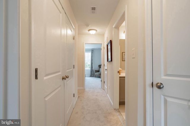 33 WHITAKER CT, Millville, NJ 08332