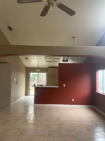 4500 Fosberg Rd, Turlock, CA 95382