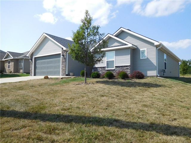1306 SW Addie Lane, Grain Valley, MO 64029