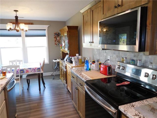 1306 SW Addie Lane, Grain Valley, MO 64029