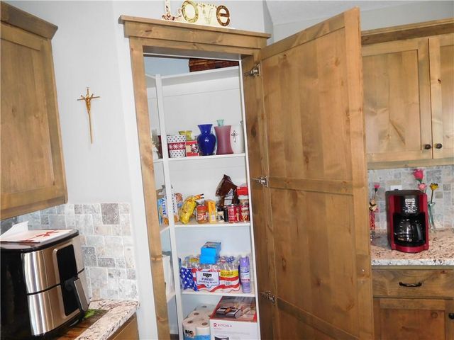 1306 SW Addie Lane, Grain Valley, MO 64029