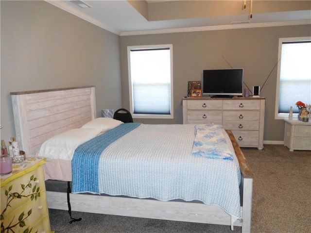 1306 SW Addie Lane, Grain Valley, MO 64029