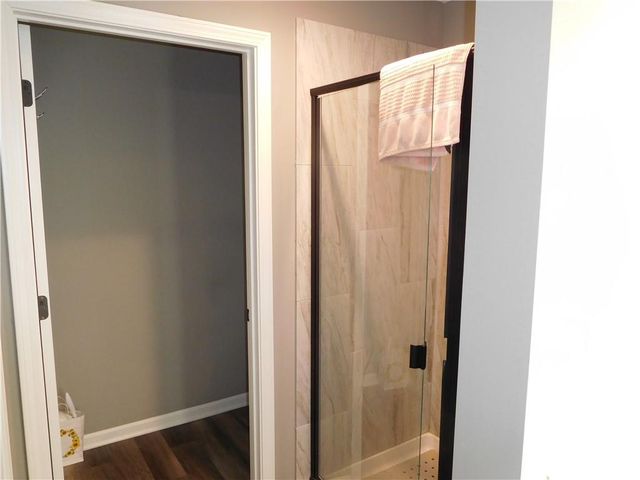 1306 SW Addie Lane, Grain Valley, MO 64029