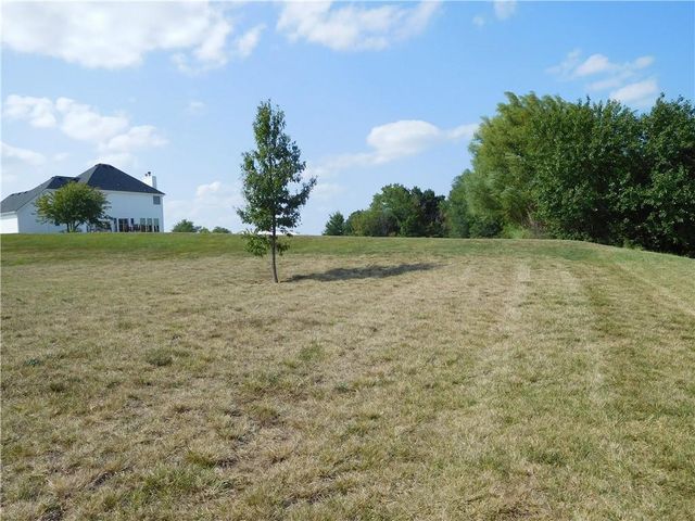 1306 SW Addie Lane, Grain Valley, MO 64029