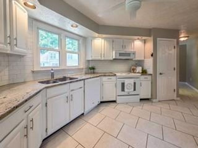 1223 Kaylyn Court, Kennesaw, GA 30152