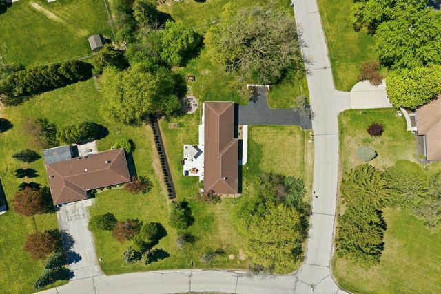 17915 Evergreen COURT, Brookfield, WI 53045