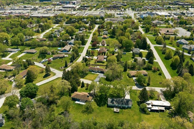 17915 Evergreen COURT, Brookfield, WI 53045