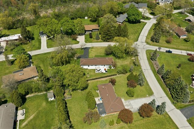 17915 Evergreen COURT, Brookfield, WI 53045