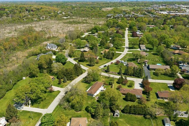 17915 Evergreen COURT, Brookfield, WI 53045
