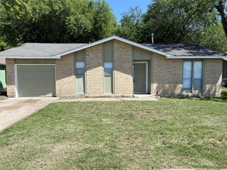5505 Tallow Tree DR, Austin, TX 78744