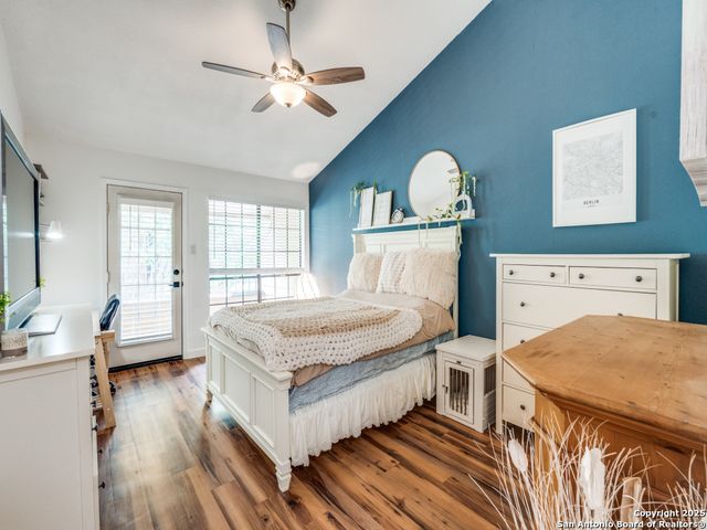 3605 Hidden Dr Apt E1, San Antonio, TX 78217