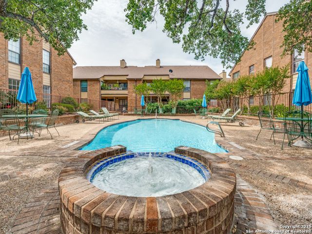 3605 Hidden Dr Apt E1, San Antonio, TX 78217