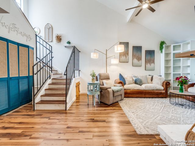 3605 Hidden Dr Apt E1, San Antonio, TX 78217