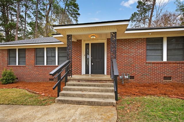 4015 Richmond Avenue, Shreveport, LA 71106