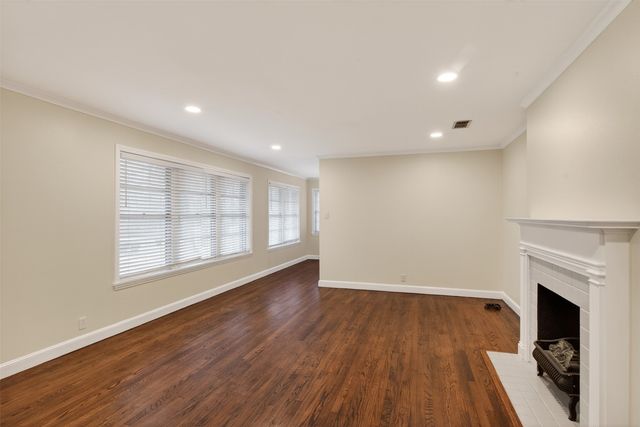 4015 Richmond Avenue, Shreveport, LA 71106