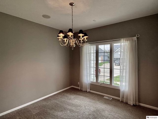 4416 S 174th Avenue, Omaha, NE 68135