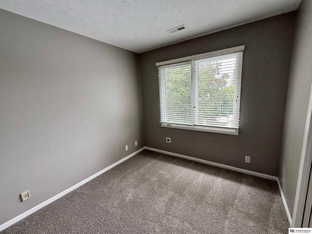4416 S 174th Avenue, Omaha, NE 68135