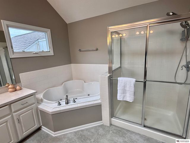 4416 S 174th Avenue, Omaha, NE 68135