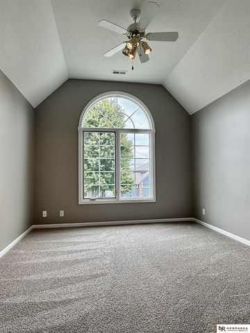4416 S 174th Avenue, Omaha, NE 68135
