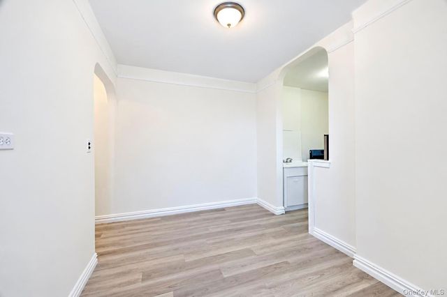 3321 Bruckner Boulevard 5G, Bronx, NY 10461