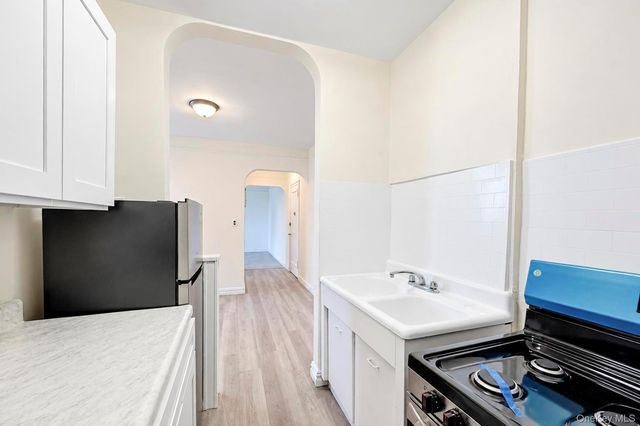 3321 Bruckner Boulevard 5G, Bronx, NY 10461