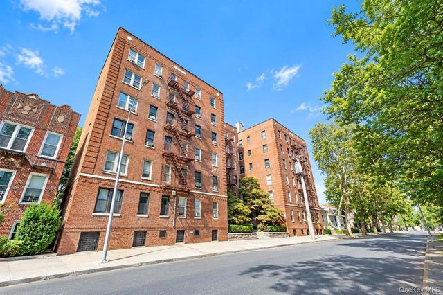 3321 Bruckner Boulevard 5G, Bronx, NY 10461
