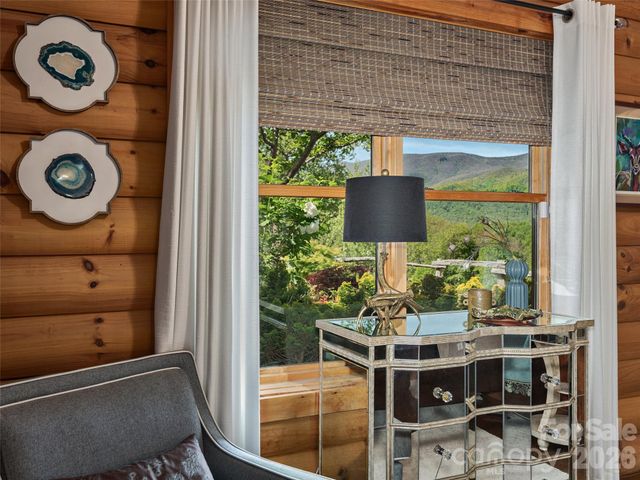 201 Flowering Ridge, Canton, NC 28716