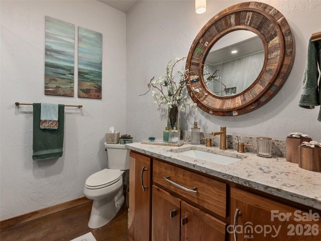 201 Flowering Ridge, Canton, NC 28716
