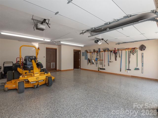 201 Flowering Ridge, Canton, NC 28716