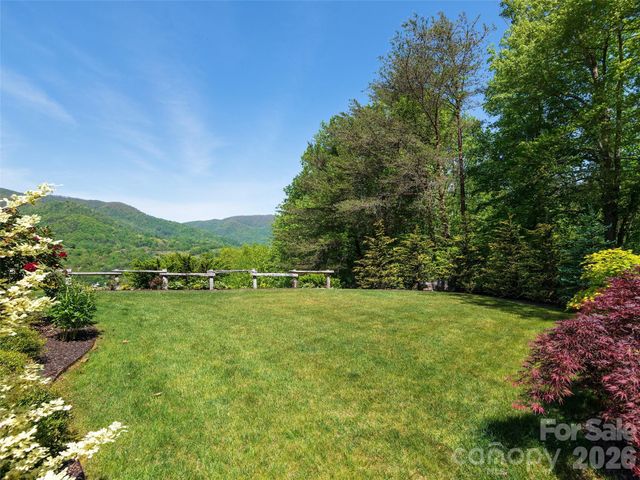 201 Flowering Ridge, Canton, NC 28716