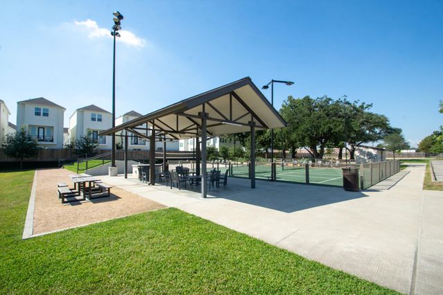 816 Sienna Palm Lane, Houston, TX 77008