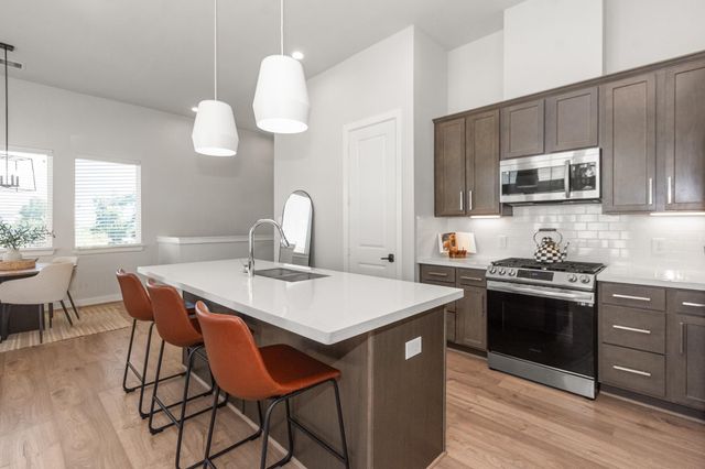 816 Sienna Palm Lane, Houston, TX 77008