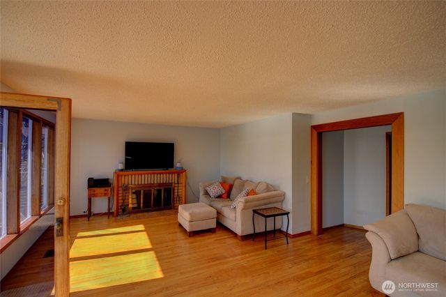 4607 Anaco Beach Road, Anacortes, WA 98221