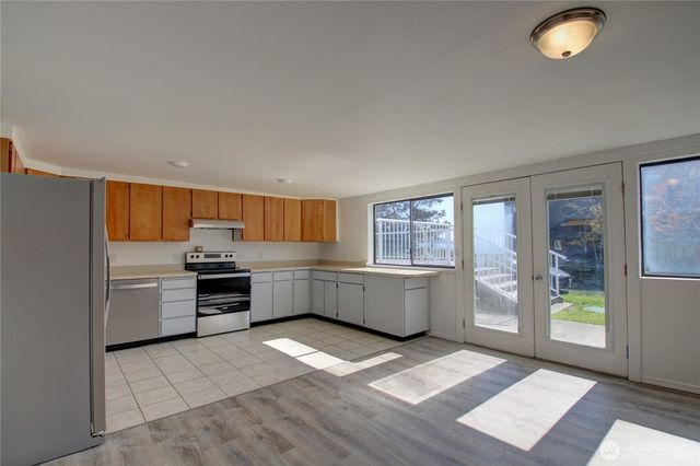 4607 Anaco Beach Road, Anacortes, WA 98221