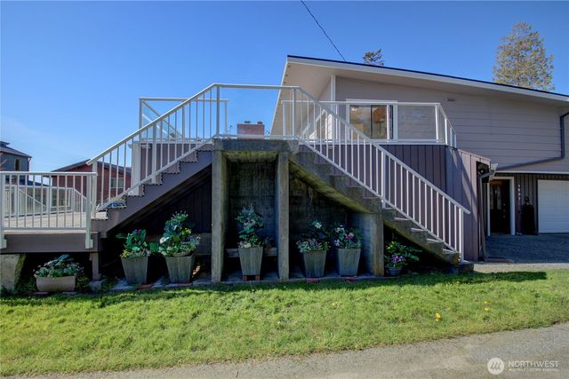 4607 Anaco Beach Road, Anacortes, WA 98221