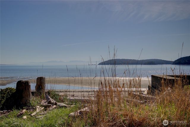 4607 Anaco Beach Road, Anacortes, WA 98221