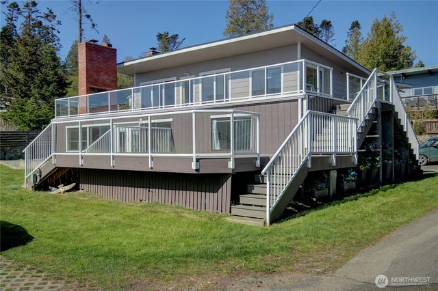 4607 Anaco Beach Road, Anacortes, WA 98221