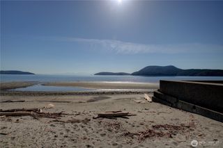 4607 Anaco Beach Road, Anacortes, WA 98221