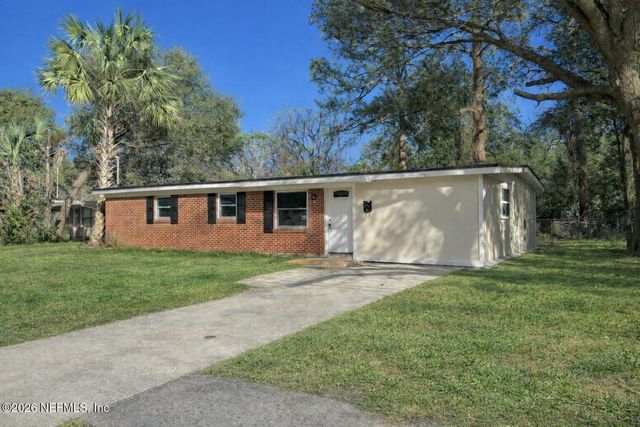 2819 LAUDERDALE Drive E, Jacksonville, FL 32277