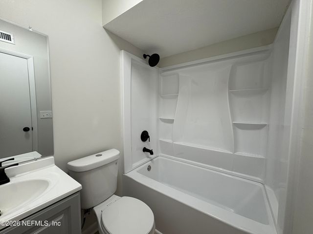 2819 LAUDERDALE Drive E, Jacksonville, FL 32277