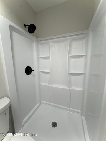 2819 LAUDERDALE Drive E, Jacksonville, FL 32277