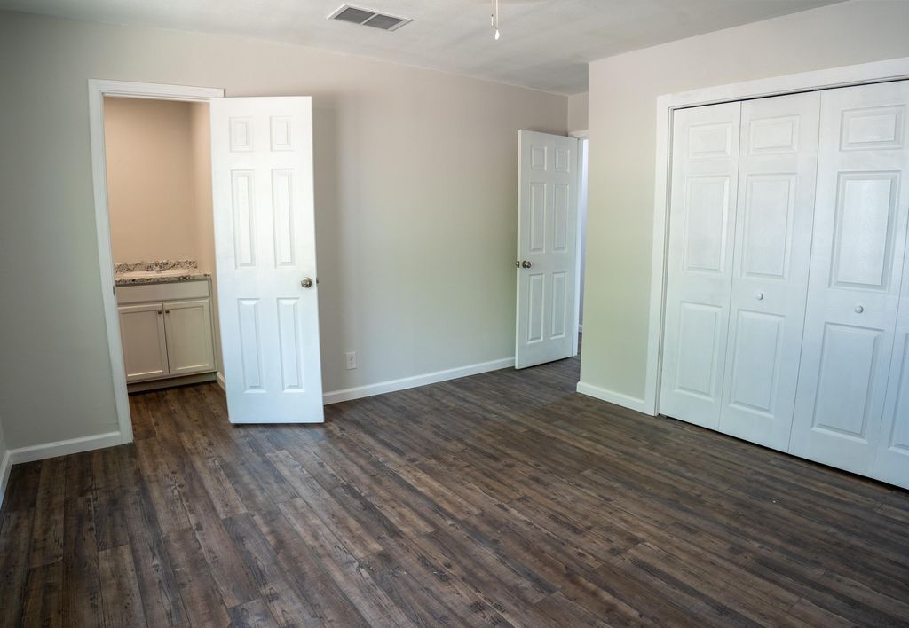 Image 15 of property listing at 202 S Burleson Street, Eden, TX 76837